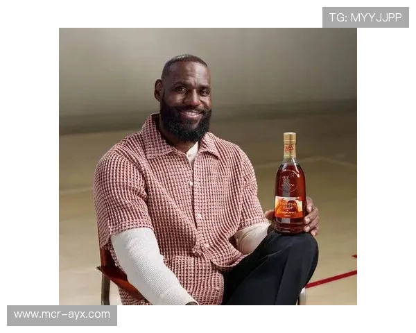 詹姆斯自曝戒酒两个月并停止食用巧克力饼干，为赛季保持状态